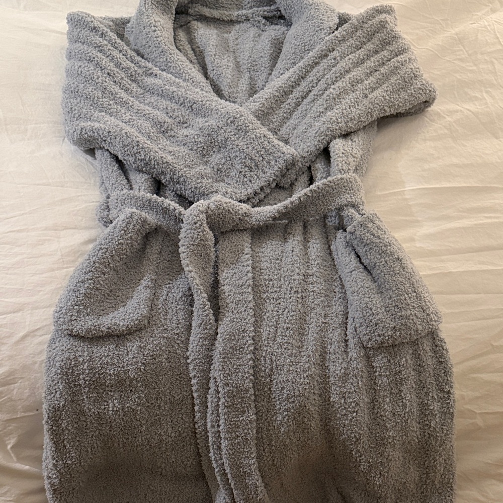 NEW Grey robe Pottery Barn